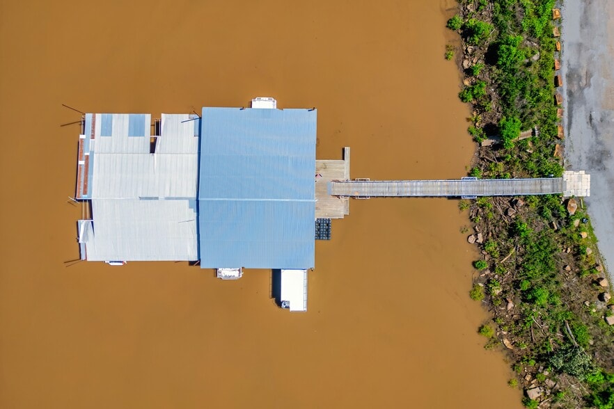 More Photos Of 3501 Westport Marina Rd, Cleveland Marina For Sale