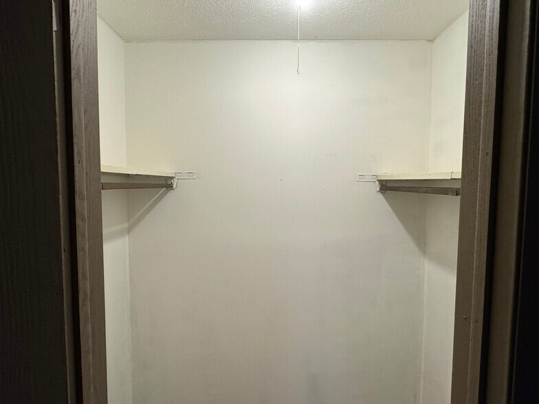 More Photos Of 237 Sherrad St, Marlinton Apartments For Sale