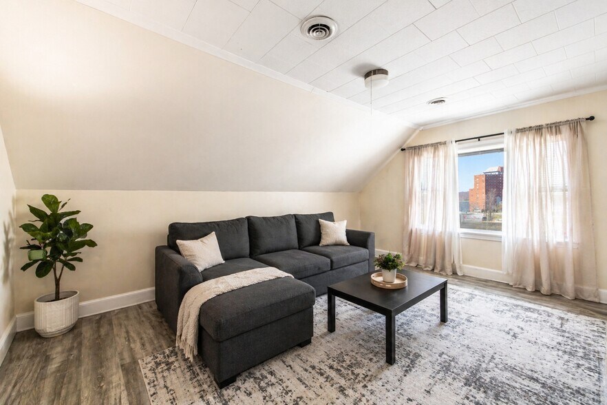 More Photos Of 799-801 N Main St, Fall River Apartments For Sale