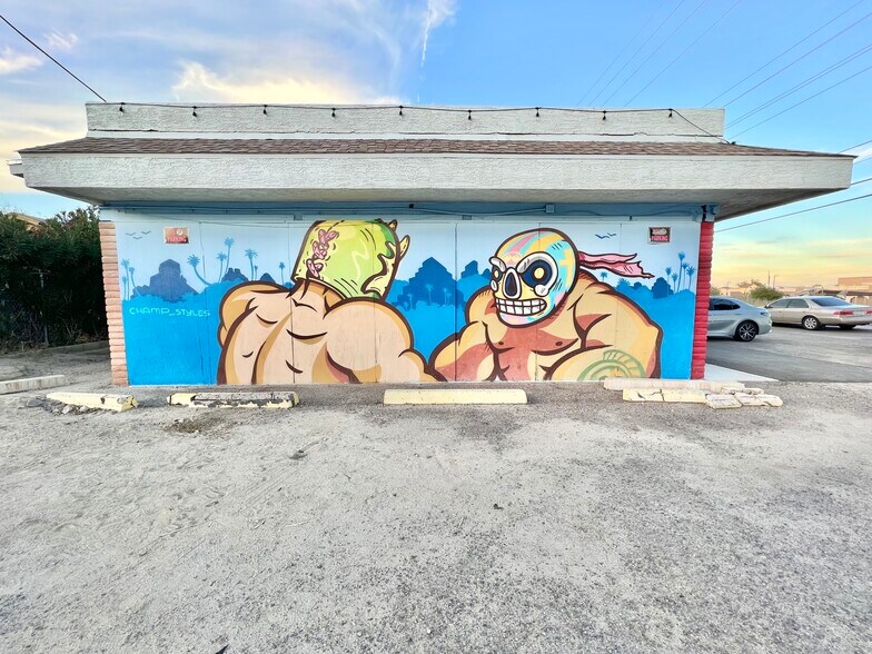 More Photos Of 8410 S Avenida del Yaqui, Guadalupe Storefront Retail Office For Lease