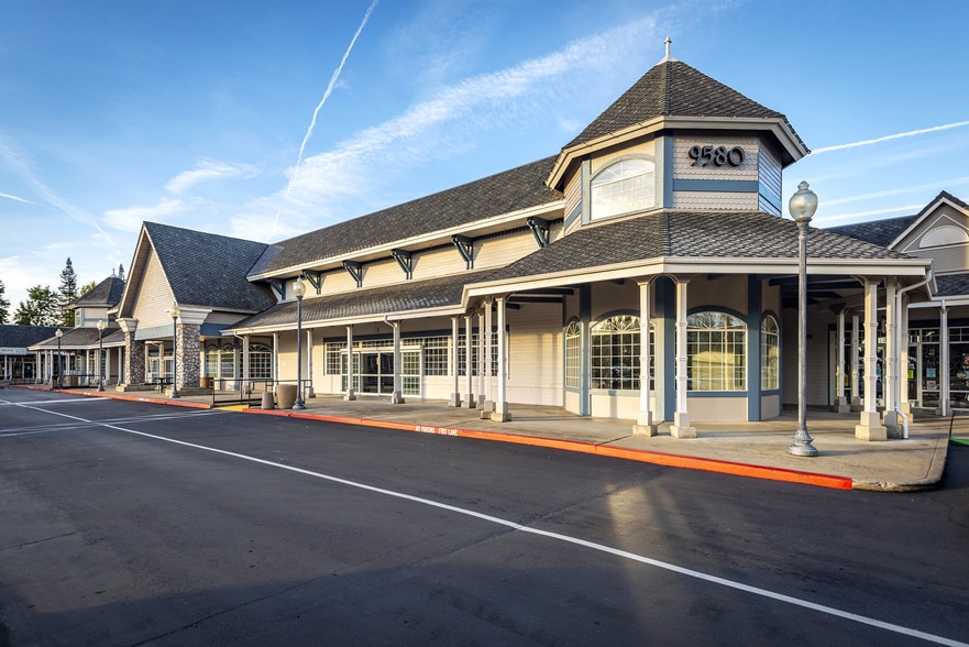 More Photos Of 9580 Oak Avenue Pky, Folsom Unknown For Lease