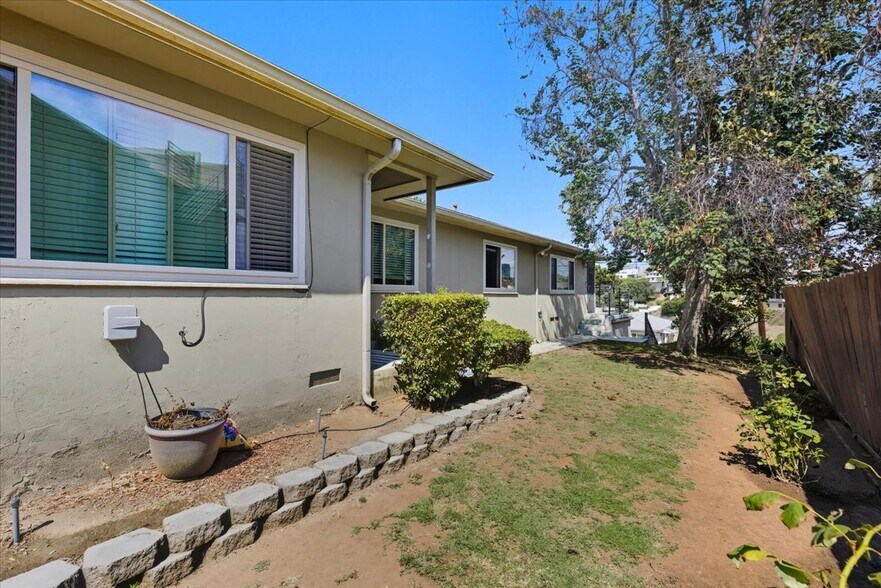 More Photos Of 3318 Union St, San Diego Apartments For Sale