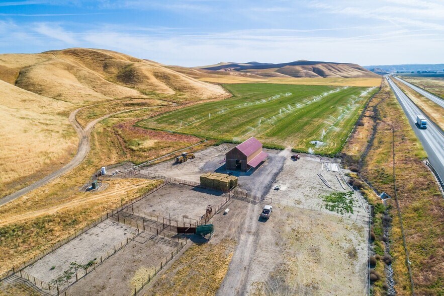 More Photos Of 13625 Ca-46, Paso Robles Land For Sale