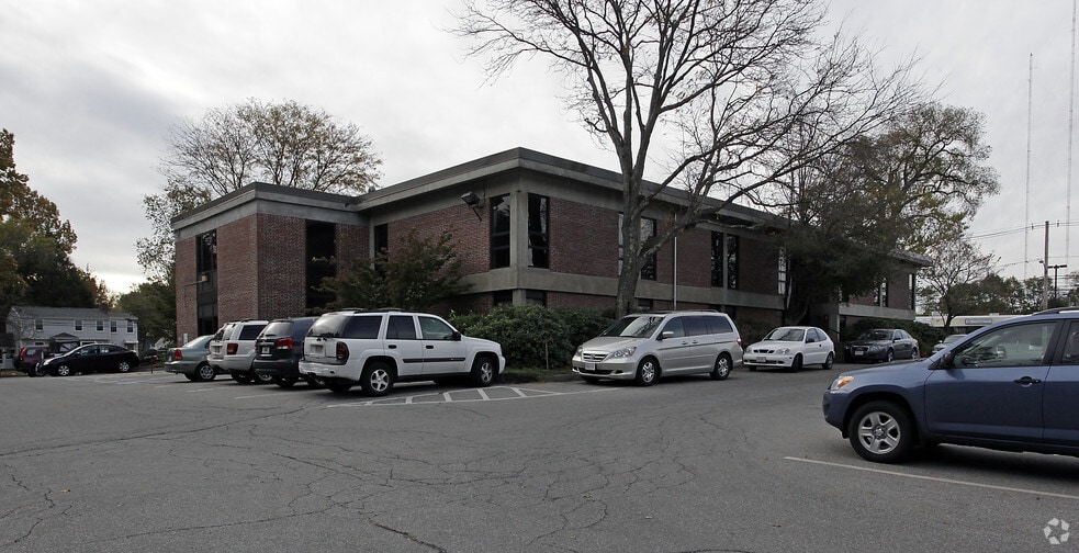More Photos Of 475 Franklin St, Framingham Office For Lease