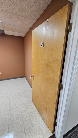 More Photos Of 7131 Rising Sun Ave, Philadelphia Office For Lease