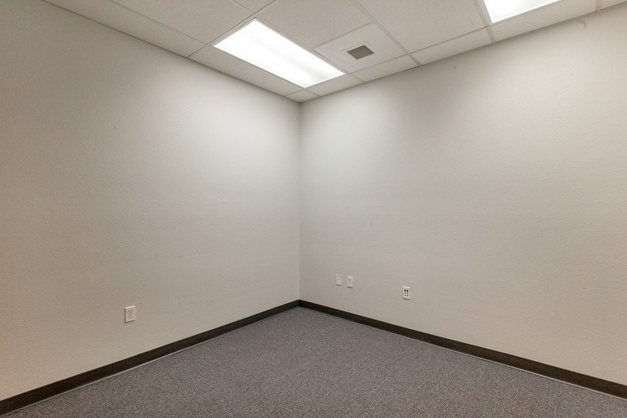 More Photos Of 2400 N Tenaya Way, Las Vegas Office For Sale