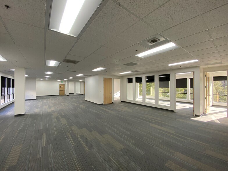 More Photos Of 1975 W El Camino Real, Mountain View Office For Lease