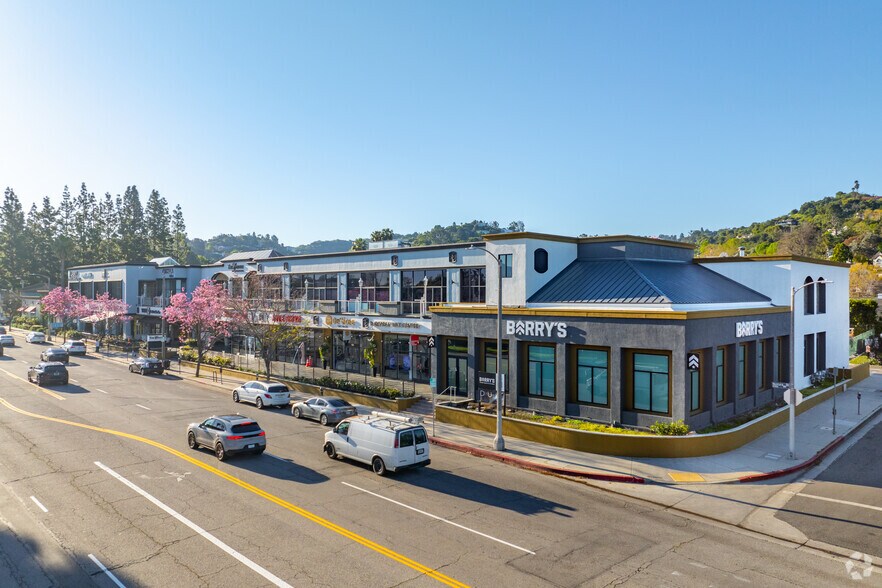 More Photos Of 12914-12950 Ventura Blvd, Studio City Unknown For Lease