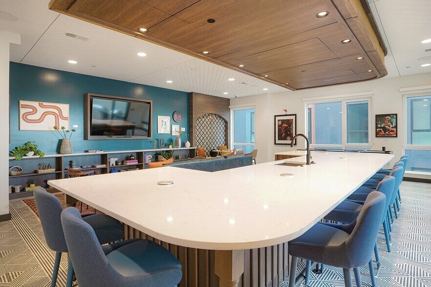 More Photos Of 1040 Santa Fe Dr, Denver Apartments For Lease