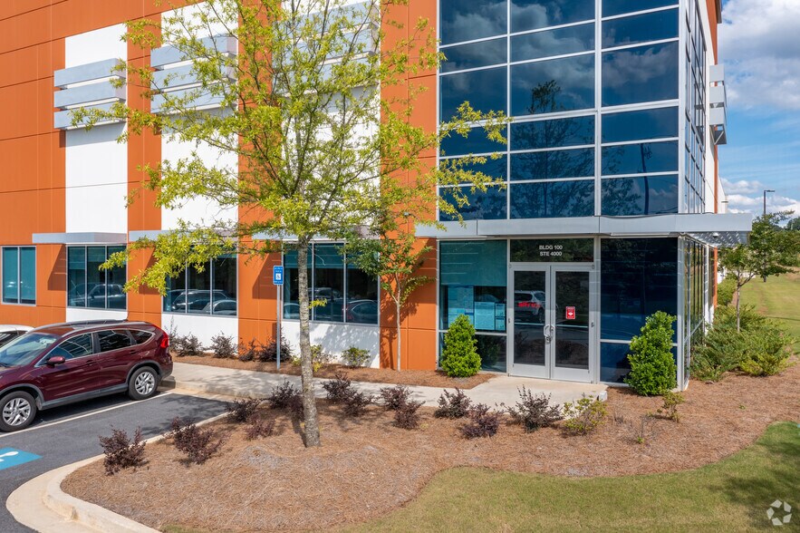 More Photos Of 943 Gainesville Hwy, Buford Warehouse For Lease