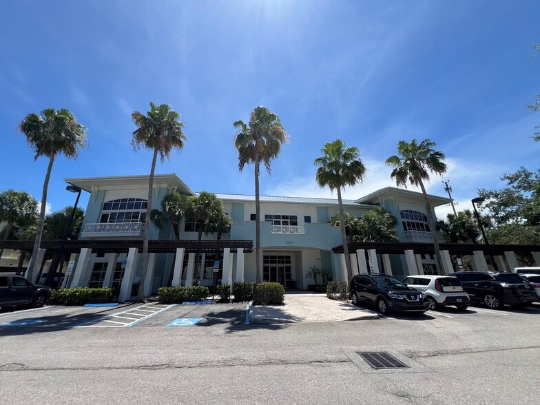 Primary Photo Of 1200 University Blvd, Jupiter Medical For Lease