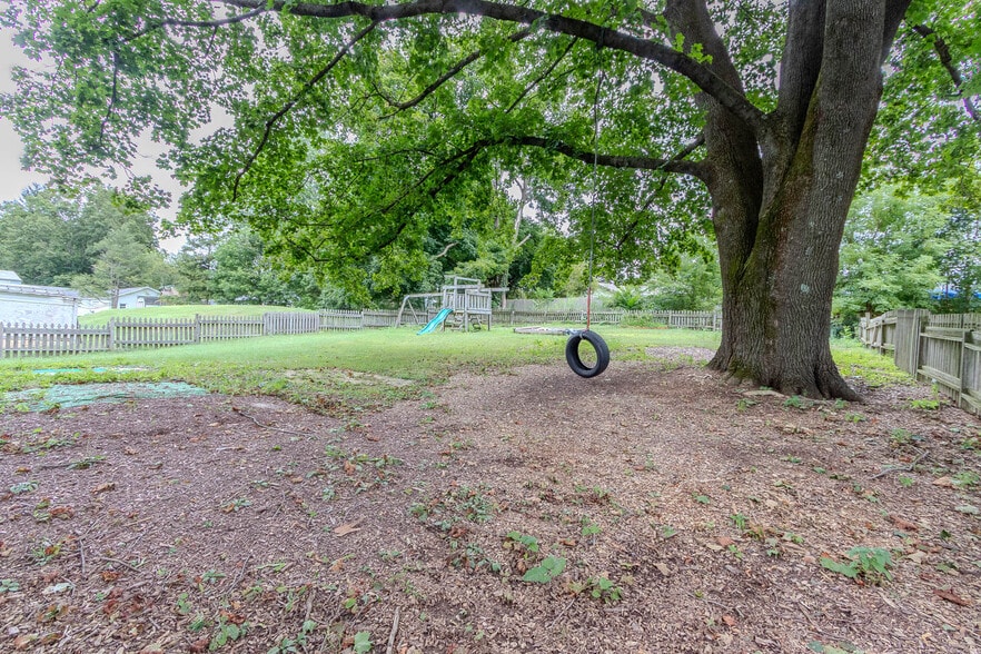 More Photos Of 2090 Halfmoon Valley Rd, Port Matilda Schools For Sale