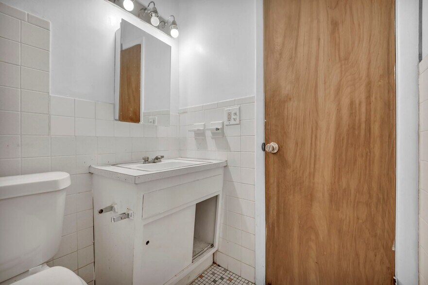 More Photos Of 818-850 S Green Rd, South Euclid Apartments For Sale