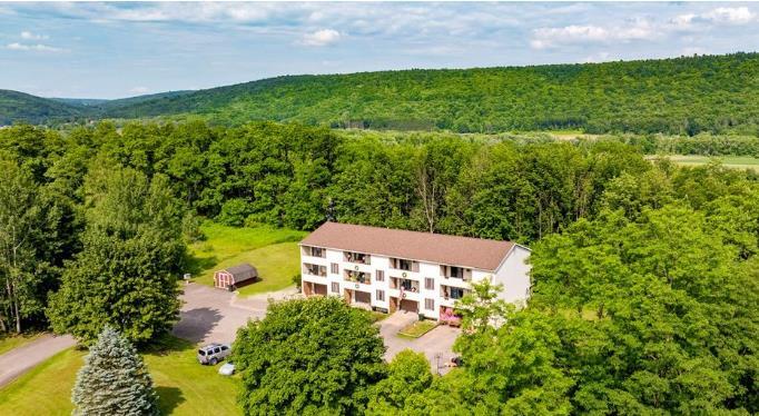 More Photos Of 114 Cassie Dr, Norwich Apartments For Sale