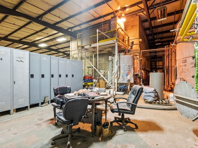 More Photos Of 405 Hoosier, Stanfield Food Processing For Lease