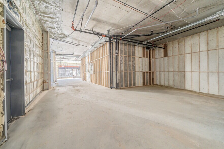 More Photos Of 2485 Rue Bélanger, Montréal Multifamily For Sale