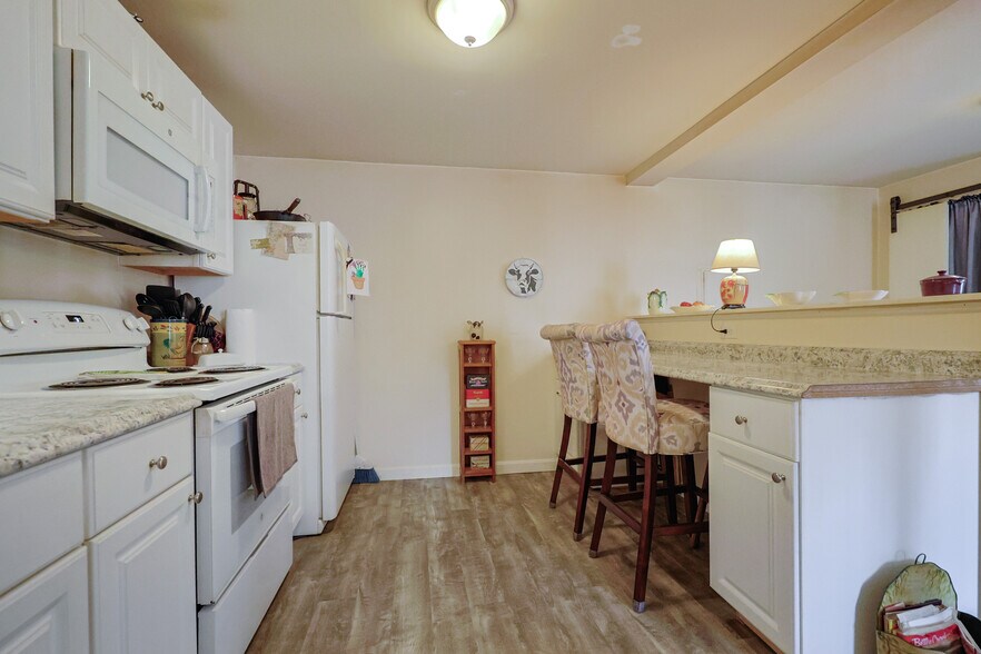 More Photos Of 31-37 Leicester St, North Oxford Apartments For Lease