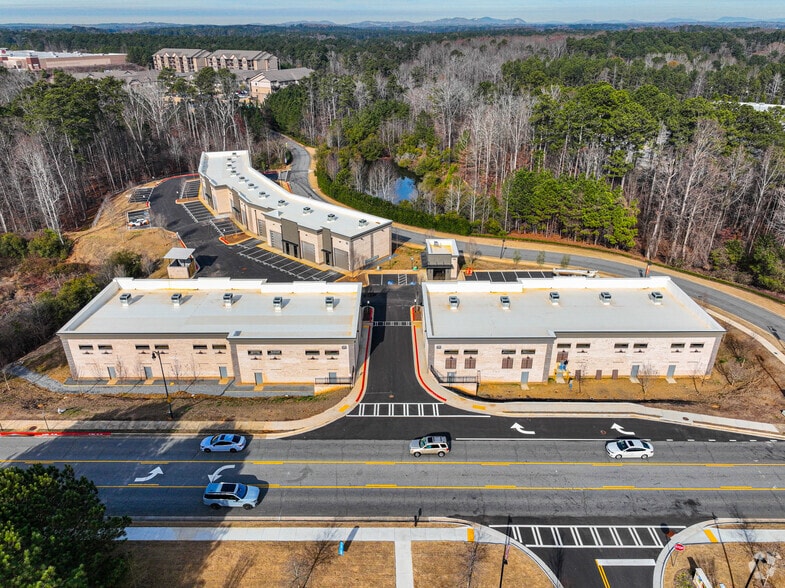 More Photos Of 3353 Acworth Summit Blvd NW, Acworth Light Distribution For Lease