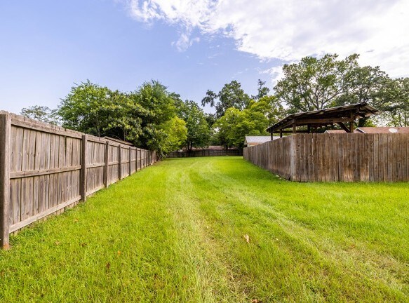 More Photos Of 4328 Old Lufkin Rd, Nacogdoches Apartments For Sale