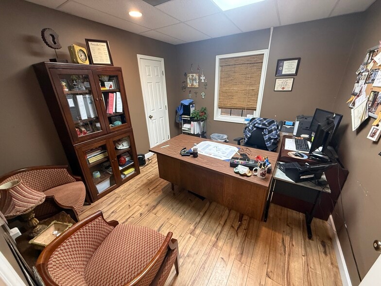 More Photos Of 1423 Palmetto Rd, Tupelo Healthcare For Sale