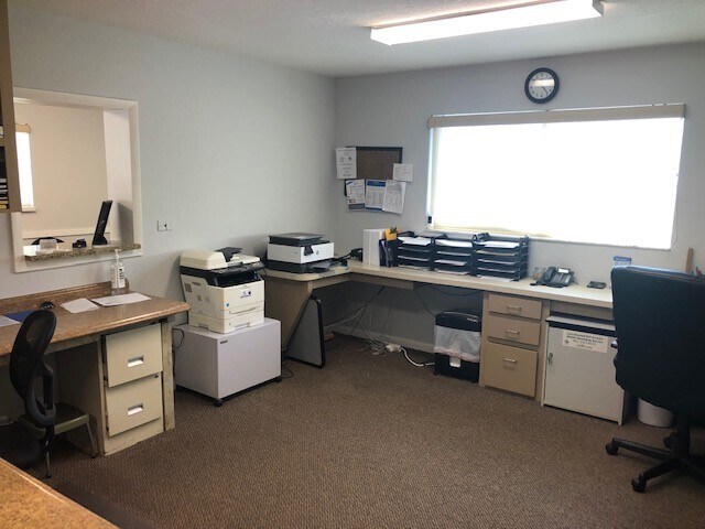 More Photos Of 795 Crestview Cir, Port Charlotte Medical For Lease