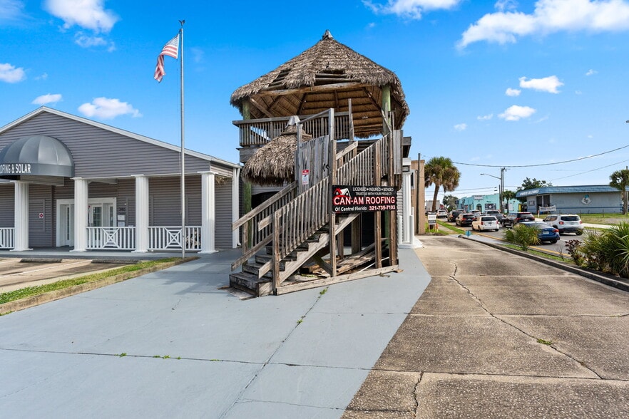 More Photos Of 340 King St, Cocoa Office For Sale