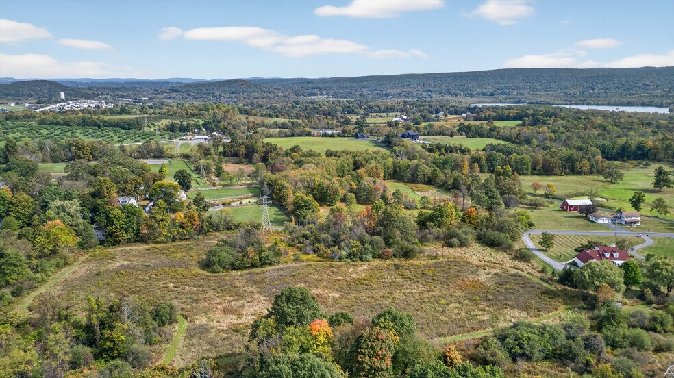 More Photos Of 65 Four Corners Rd, Warwick Specialty For Sale