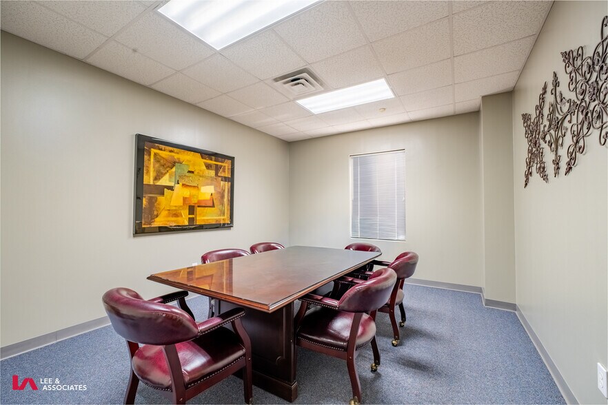 More Photos Of 1809 Westgate Pky SW, Atlanta Industrial For Lease