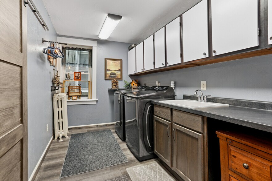 More Photos Of 2114 Wisconsin Ave, New Holstein Storefront Retail Residential For Sale