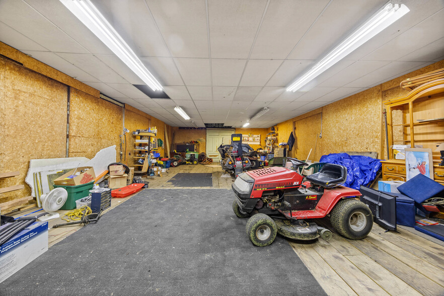 More Photos Of 234 North St, Caledonia General Retail For Sale