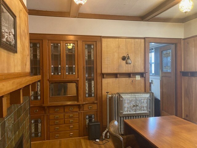More Photos Of 1010 Esther St, Vancouver Office For Lease