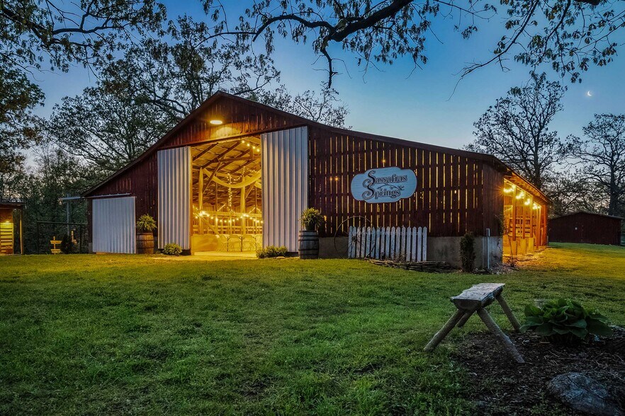 More Photos Of 129 Vaughan Rd, Eldon Lodge Meeting Hall For Sale