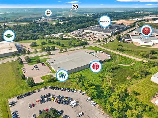 More Photos Of 4949 Chavenelle Rd, Dubuque Industrial For Sale