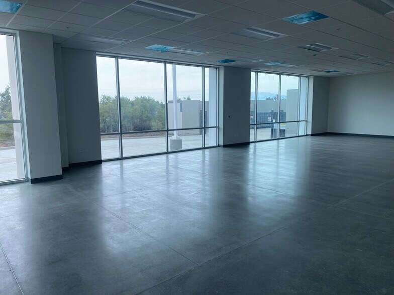 More Photos Of 2610 E Alessandro Blvd, Riverside Distribution For Lease