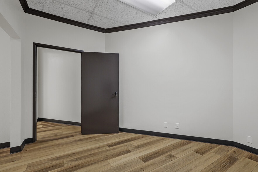 More Photos Of 1122 E Lincoln Ave, Orange Office Residential For Sale