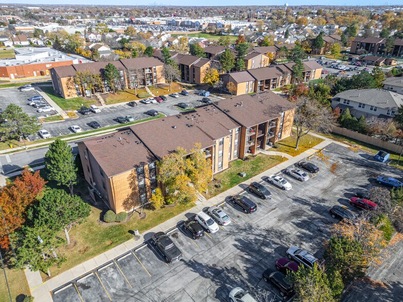 More Photos Of 9200-9330 Hunter Dr, Orland Hills Apartments For Sale
