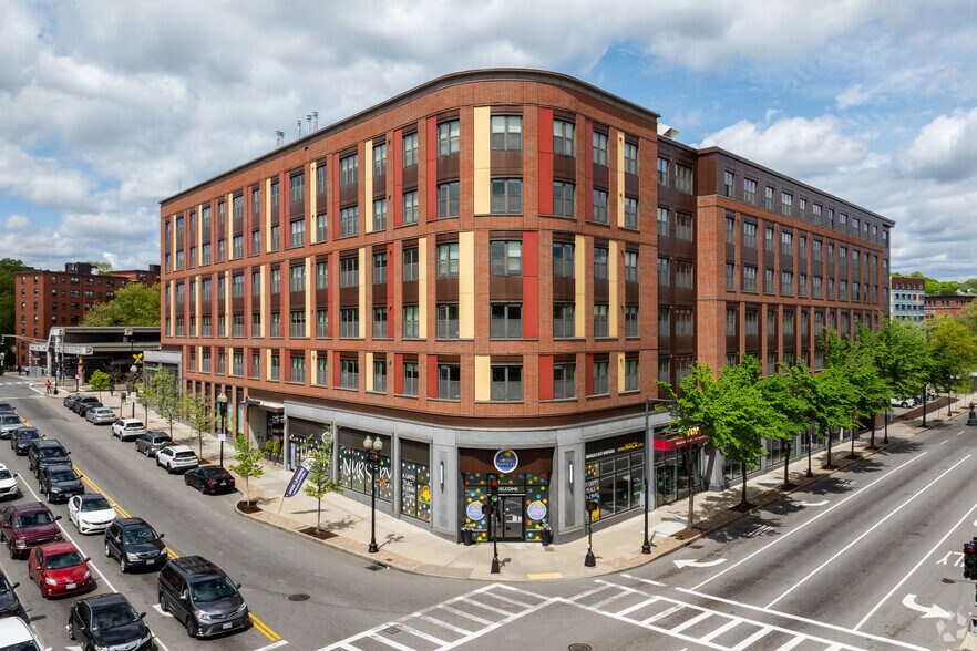 Primary Photo Of 225 Centre St, Boston Apartments For Lease