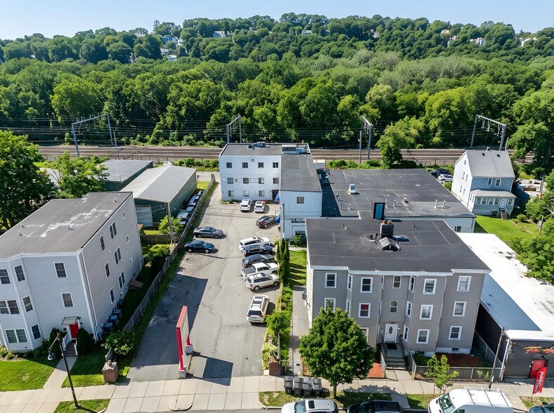 More Photos Of 204 Providence St, Hyde Park Industrial For Lease