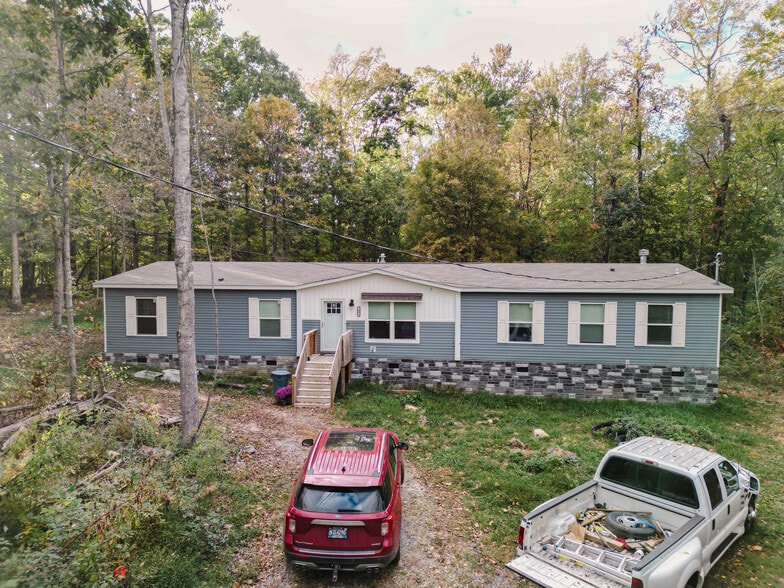 More Photos Of 78 Pebble Mountain Cir, Chuckey Trailer Camper Park For Sale