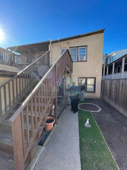 More Photos Of 128 S Market St, Frederick Apartments For Sale