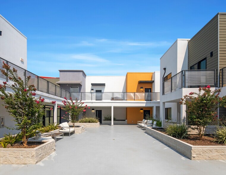 More Photos Of 1300 W Mission Blvd, Pomona Apartments For Sale