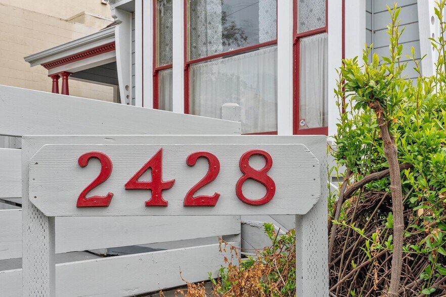 More Photos Of 2424-2428 Dwight Way, Berkeley Medical For Lease