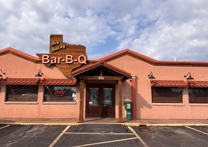 More Photos Of 814 E Highway 60, Monett Restaurant For Sale