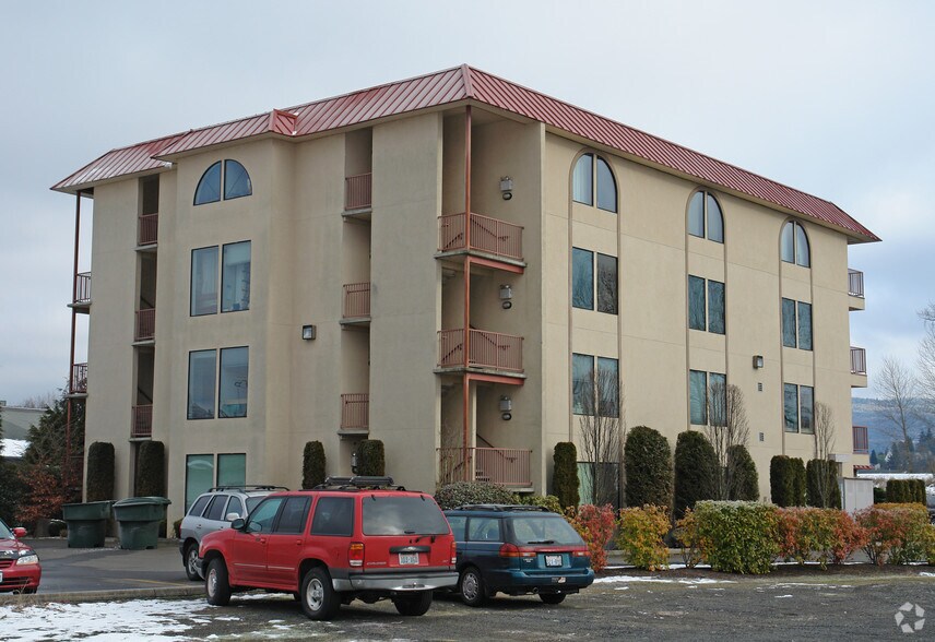 More Photos Of 1801 1st Ave, Longview Medical For Lease
