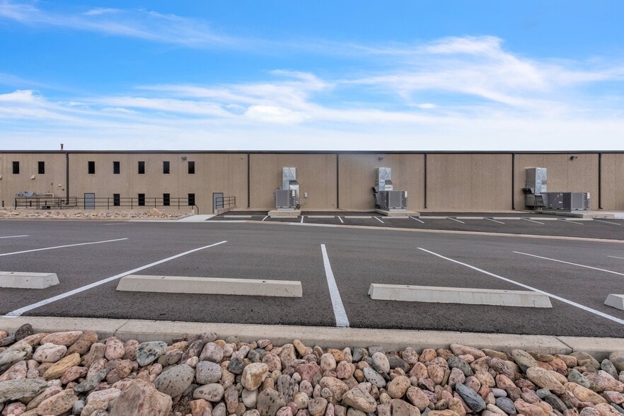 More Photos Of 2150 Garden of the Gods Rd, Colorado Springs Showroom For Sale
