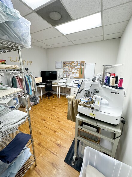 More Photos Of 999 Whitlock Ave SW, Marietta Unknown For Lease