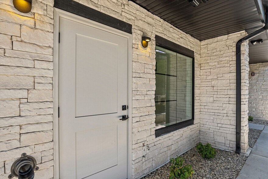 More Photos Of 321 E 2100 S, Salt Lake City Apartments For Sale