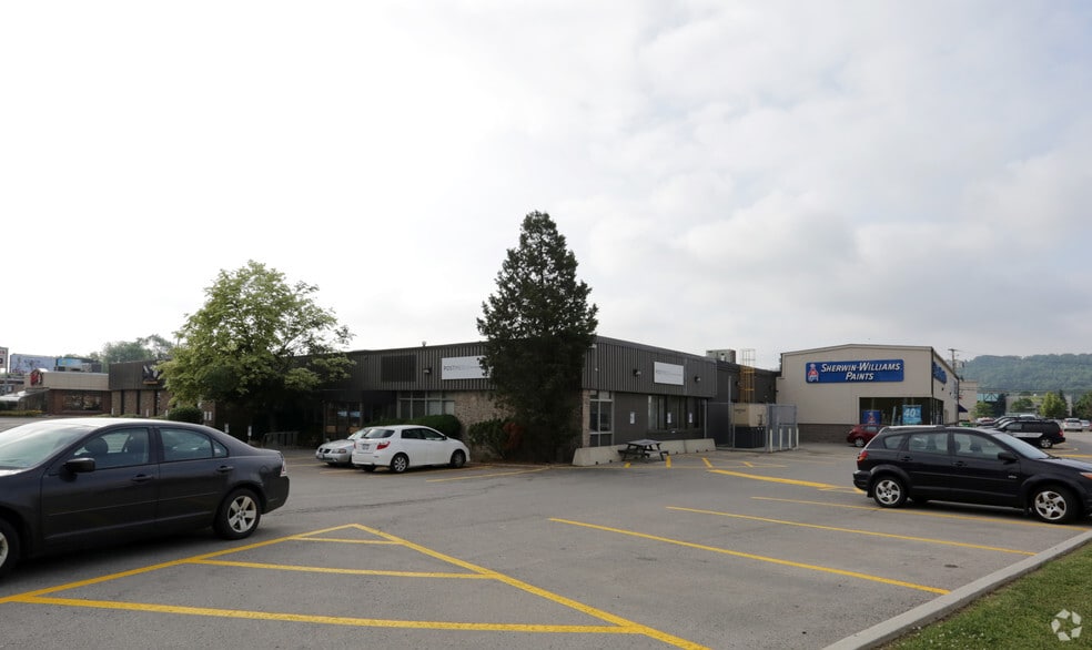 More Photos Of 1603-1605 Main St W, Hamilton Light Distribution For Lease