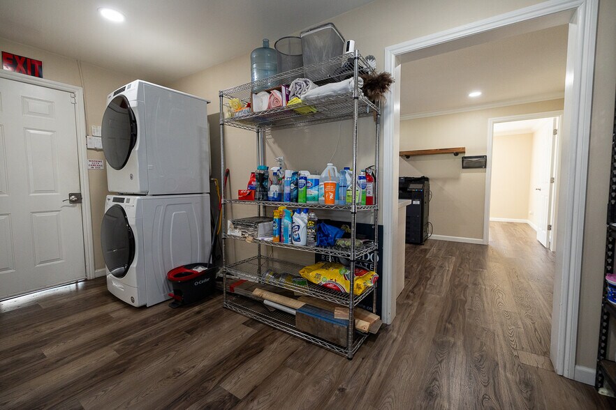 More Photos Of 25 E Hedding St, San Jose Office For Lease