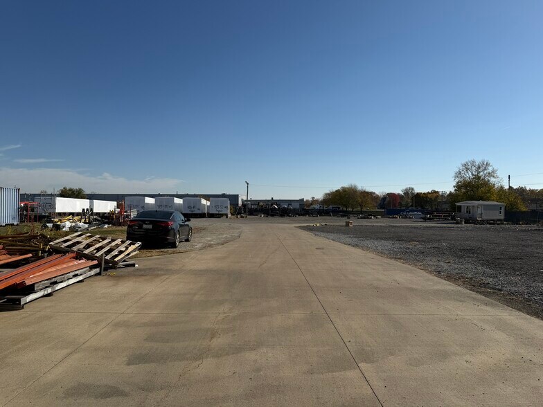 More Photos Of 3029 N Post Rd, Indianapolis Industrial For Lease